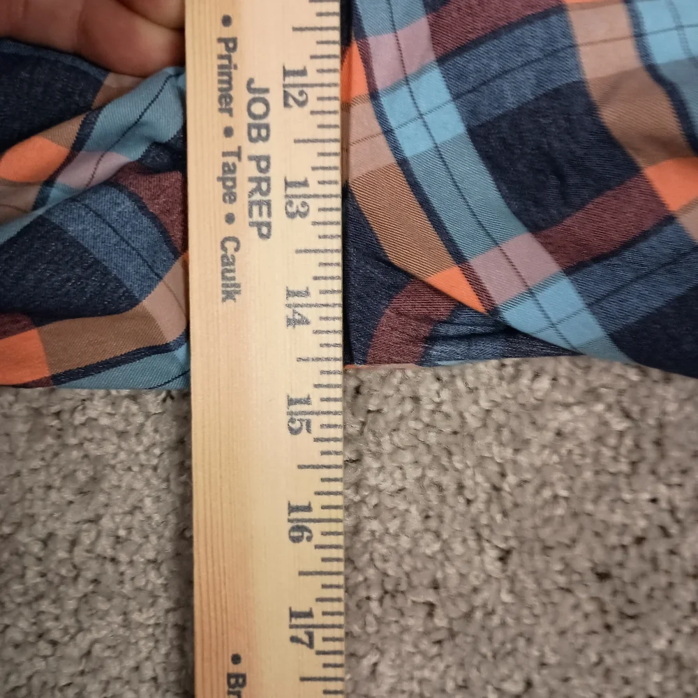 Tommy Bahama Men's Plaid Chino‎ Shorts, Size 40, Cotton, Flat Front, Casual Golf